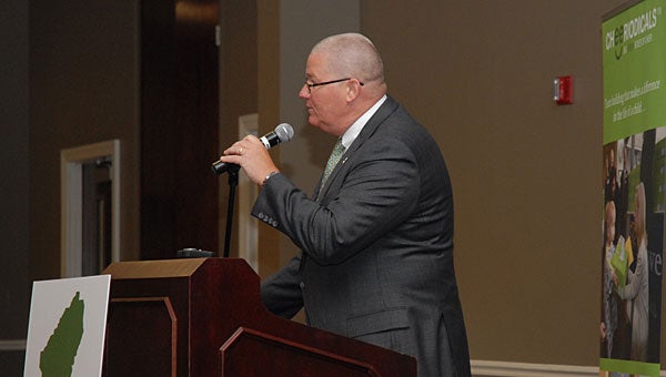 Greater Shelby County Chamber of Commerce President Kirk Mancer speaks during the Chamber's first small business owner of the year award lunch on May 22 at the Pelham Civic Complex and Ice Arena. (Reporter Photo/Neal Wagner)