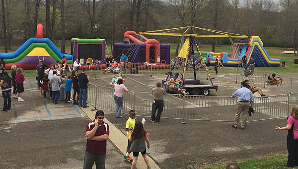 Parents and children enjoy Valley Elementary School's first Spring Fling on March 20. (Special to the Reporter/Chloe Allen)