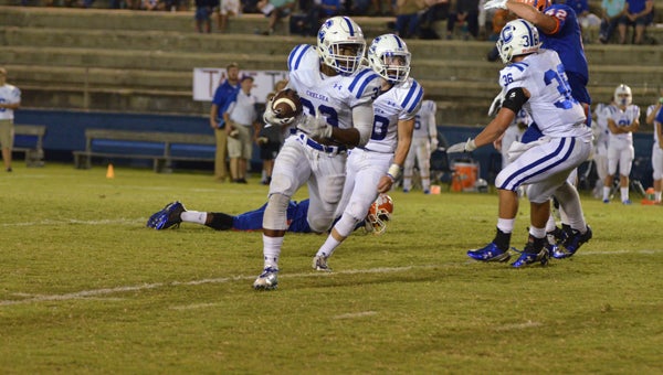 AJ Jones breaks free for one of his three touchdowns in Chelsea's 44-21 win over Chilton County on Sept. 18. (Stephen Dawkins / The Clanton Advertiser)
