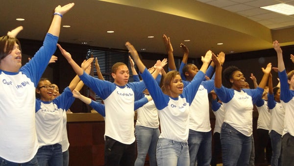 The Out of the Blue show choir from Chelsea High School performed at the Oct. 6 Chelsea City Council meeting. (Reporter Photo/Emily Sparacino)