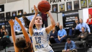 Spain Park's Clair Holt  put up 14.5 points, 3.1 rebounds and 1.4 assists per game in 2015-16. (File)