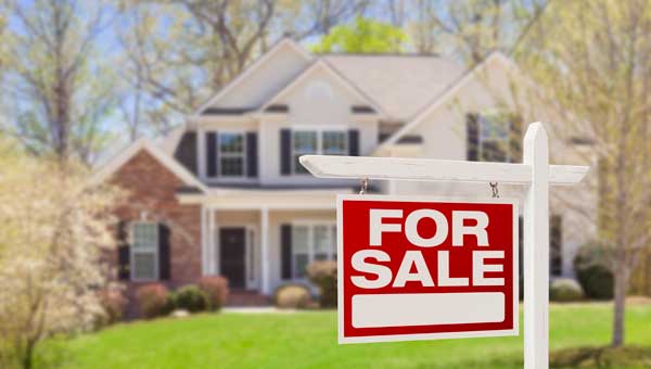 Shelby County homes on the market for less than $400,000 are going quickly. 