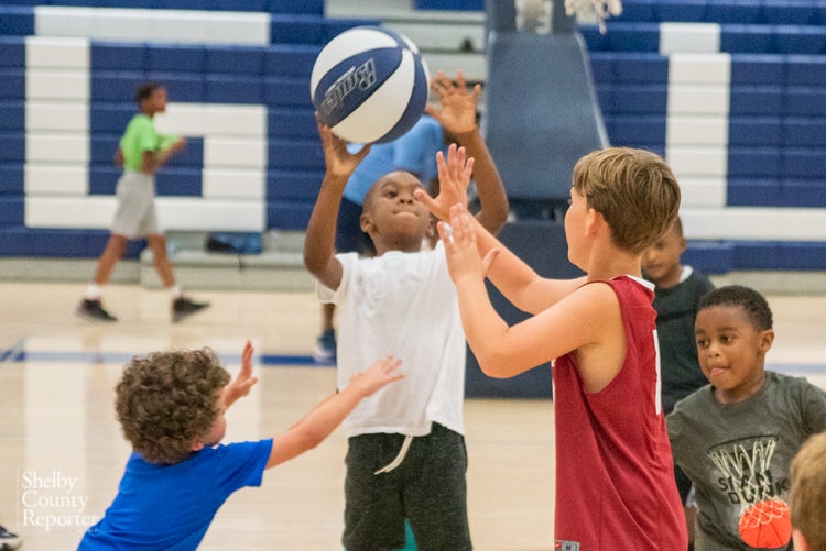 Calera basketball has largest turnout at 2022 youth camp - Shelby County  Reporter